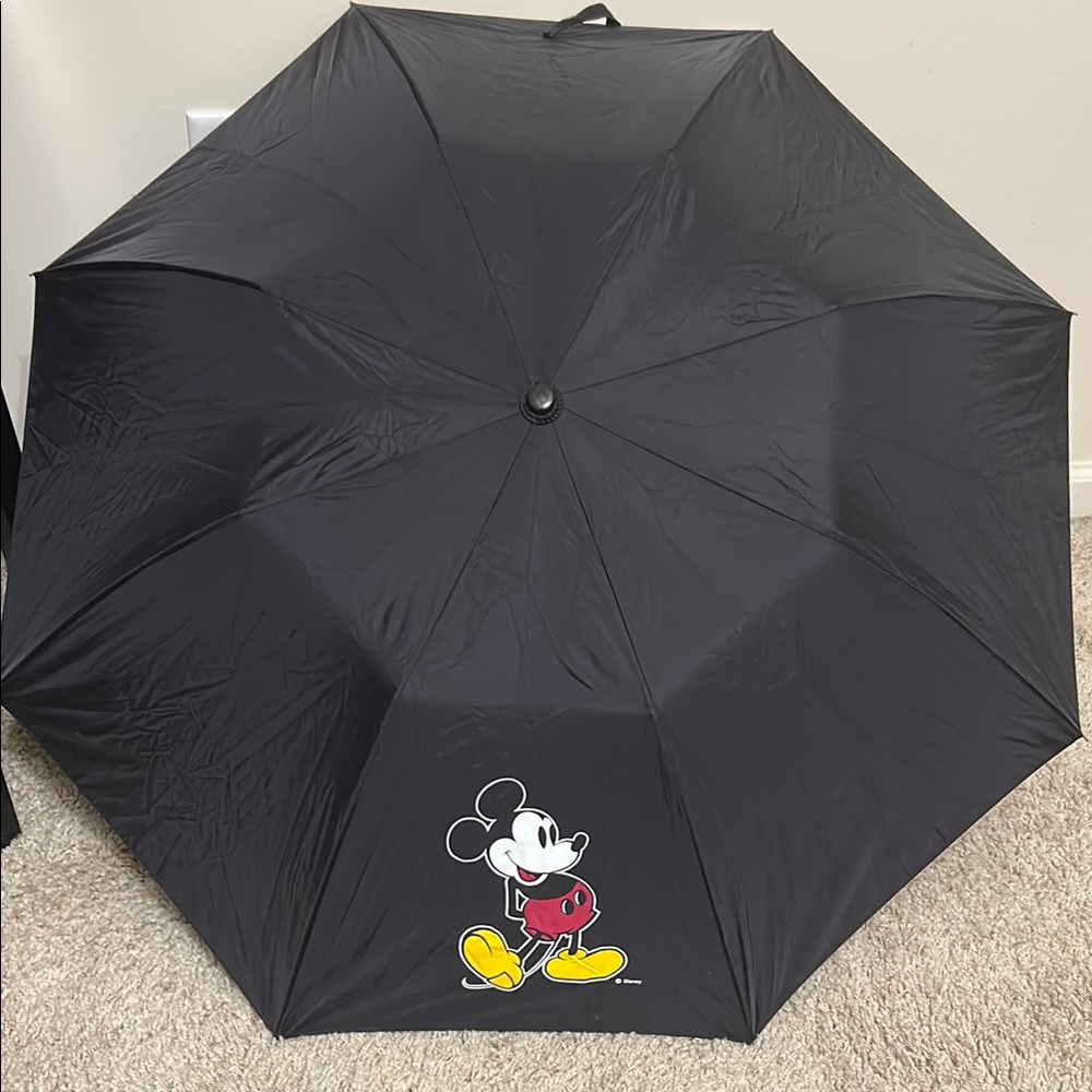 NWOT Black Foldable Umbrella with Mickey Mouse Design. MAKE AN OFFER!